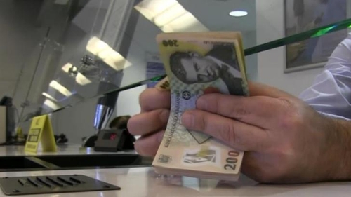 E oficial! Parlamentul a aprobat legea amânării ratelor la bănci