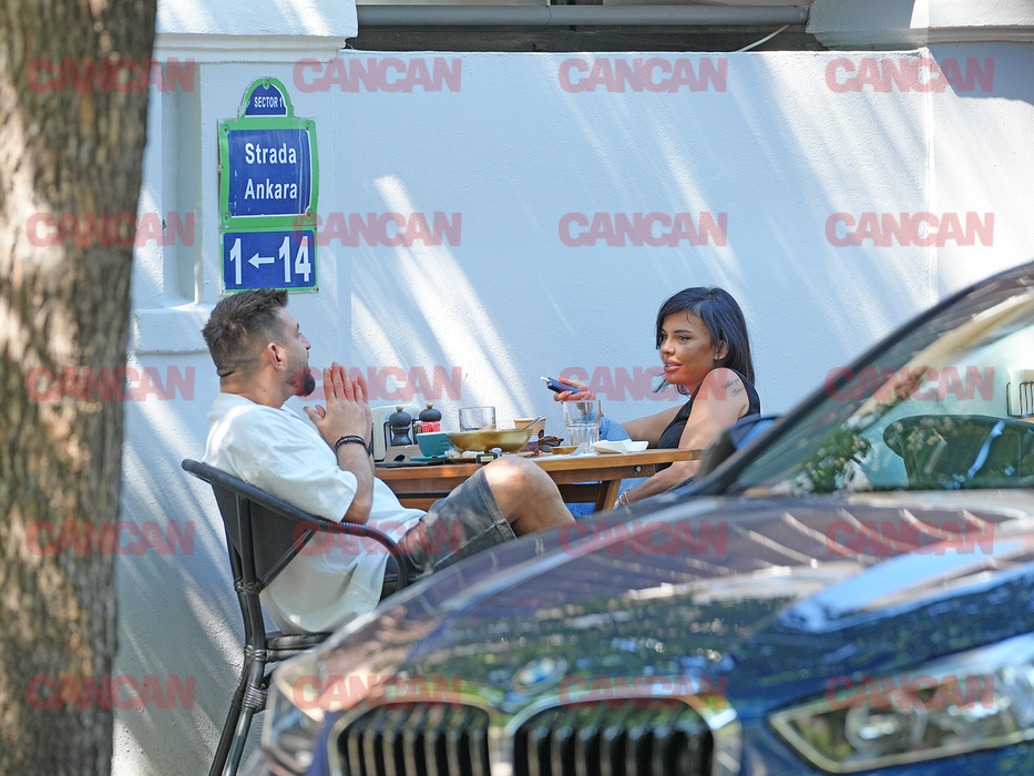 Cei doi păreau că au niște discuții intense