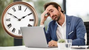 Adio, program de 40 ore pe săptămână pentru acești angajați români. Câte ore vor lucra pe zi, din 2025