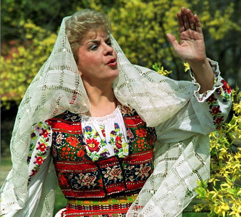 Apropiații au dezvăluit unde va fi înmormântată Ionela Prodan