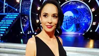 Andreea Marin a tăiat răsuflarea asistenţei cu tăietura de la rochie! Poartă sau nu lenjerie intimă ”Zâna”?!