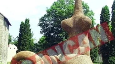 Sculpturi uriase din fan