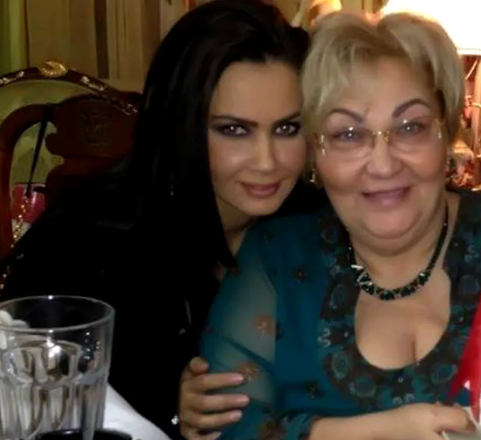 Oana și mama sa, Mărioara Zăvoranu/ Sursa foto: Arhivă CANCAN