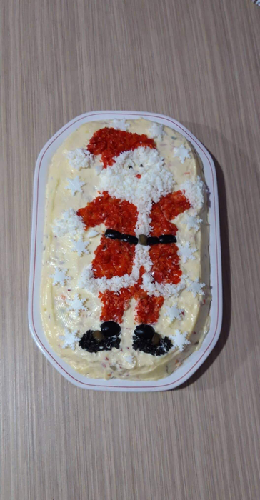 Salata de boeuf este nelipsită de sărbători/ Sursa foto: Facebook