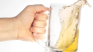 Moare comertul, scade impozitul! Micsorarea salariilor le-a taiat romanilor pofta de bere! Consumul a scazut aproape la jumatate!