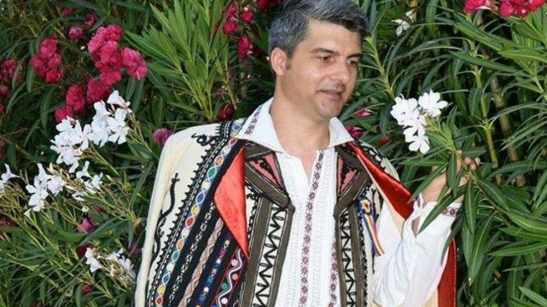 Un cântăreț din Gorj a compus o melodie despre soția lui ucisă cu bestialitate