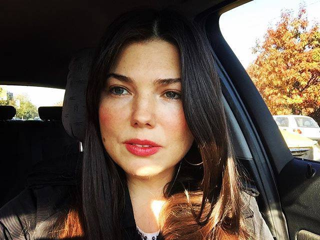 PAULA SELING a reuşit să scape de kilogramele în plus! Uite cum arată acum cântăreaţa