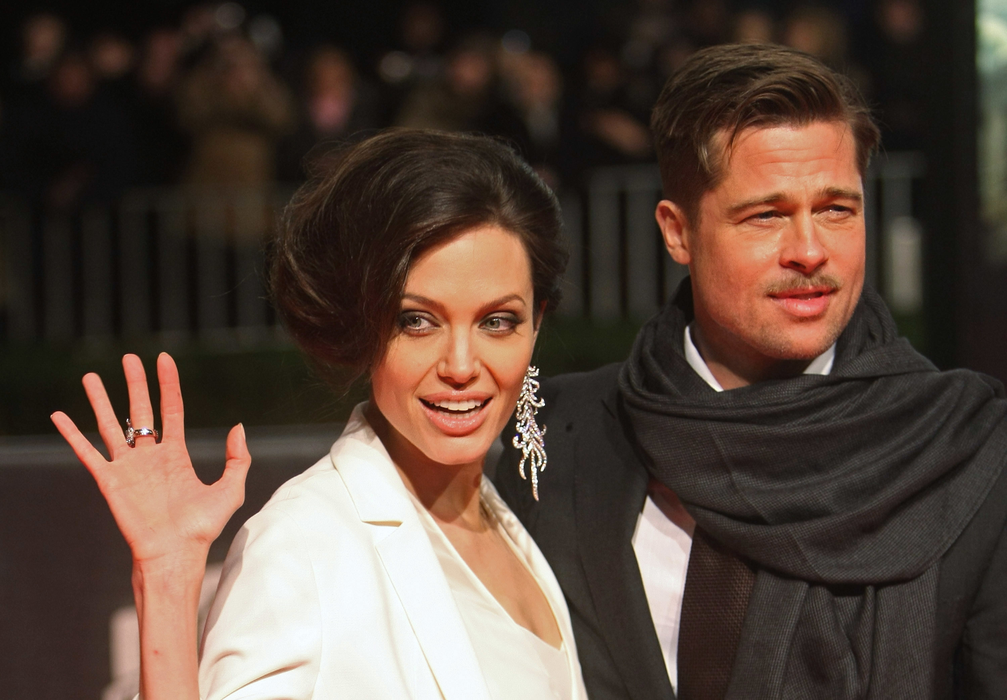 Răsturnare de situaţie între Brad Pitt şi Angelina Jolie! Ce s-a întâmplat cu cei doi actori, la o săptămână după ce s-a spus că divorţul a fost oprit