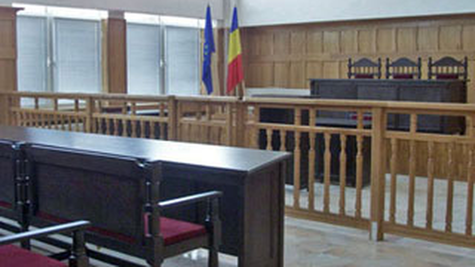 Trei tineri din Tulcea au fost trimisi in judecata dupa ce au furat combustibil!