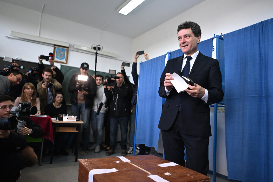FAGARAS, ROMANIA - MAY 18: Presidential candidate Nicusor Dan casts his vote at a polling station during the second round of the country's presidential election in Fagaras, Romania, 18 May 2025. Alex Nicodim / Anadolu/ABACAPRESS.COM
