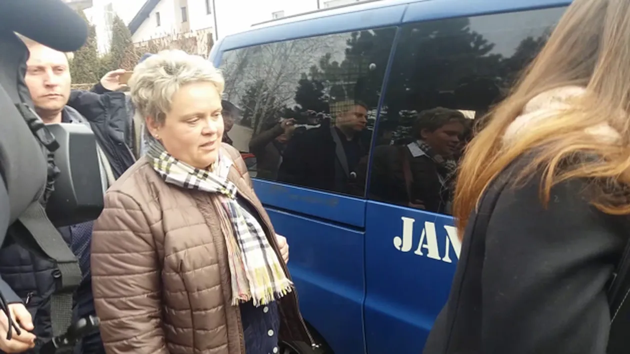 Concurs incredibil la stat, în Suceava! Directoarea i-a dat să înveţe răspunsurile şi a repetat concursul pentru candidatul leneş şi total incompetent!