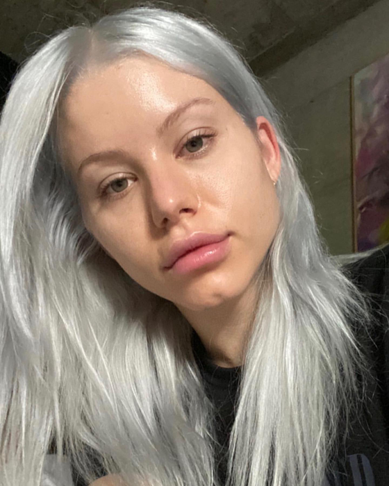 Cum arăta Carmen Grebenișan de la Survivor 2023, înainte să își facă operațiile estetice. Blonda de la Pro TV zici că-i alt om!