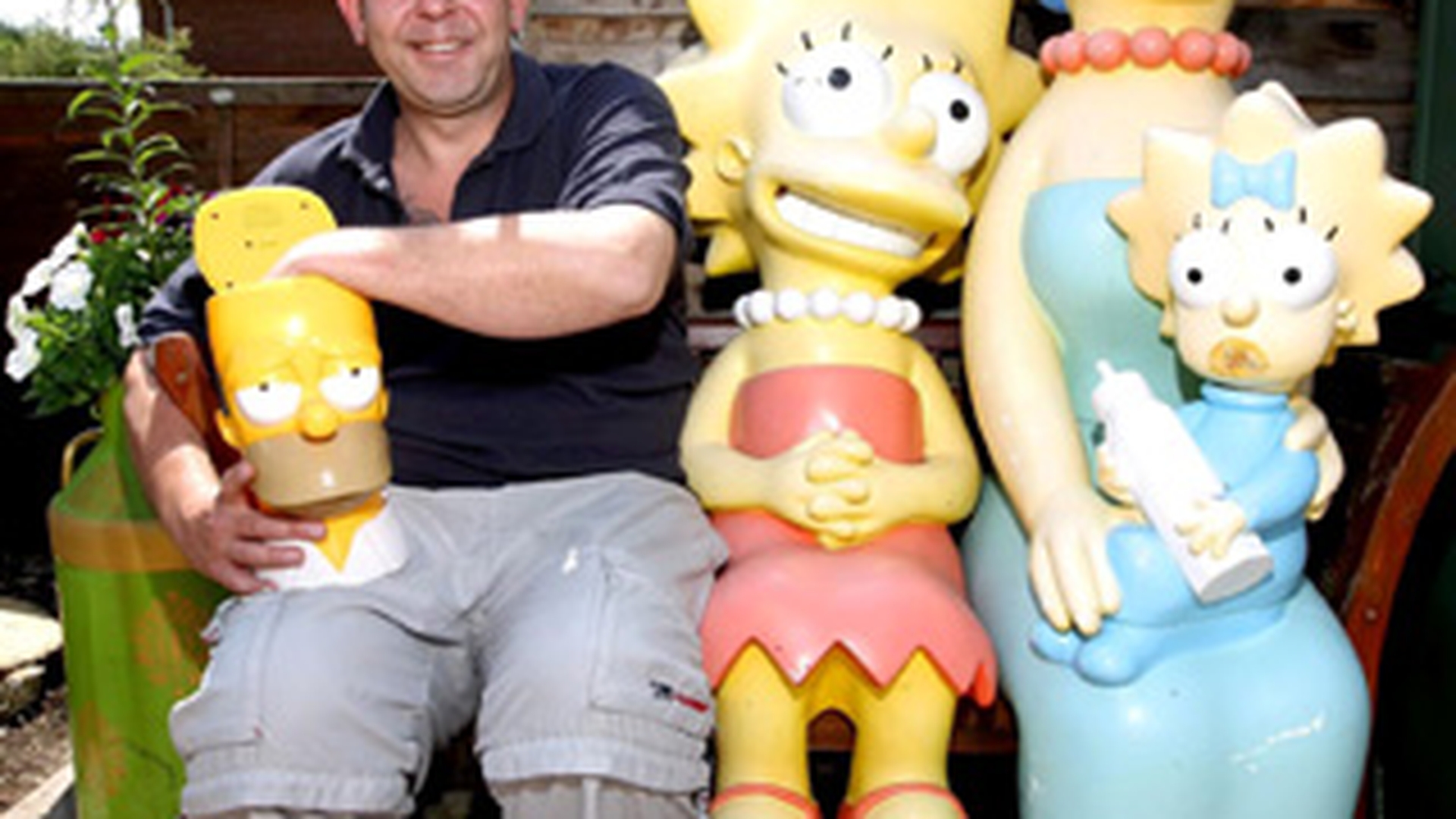 El e cel mai mare fan al familiei Simpson