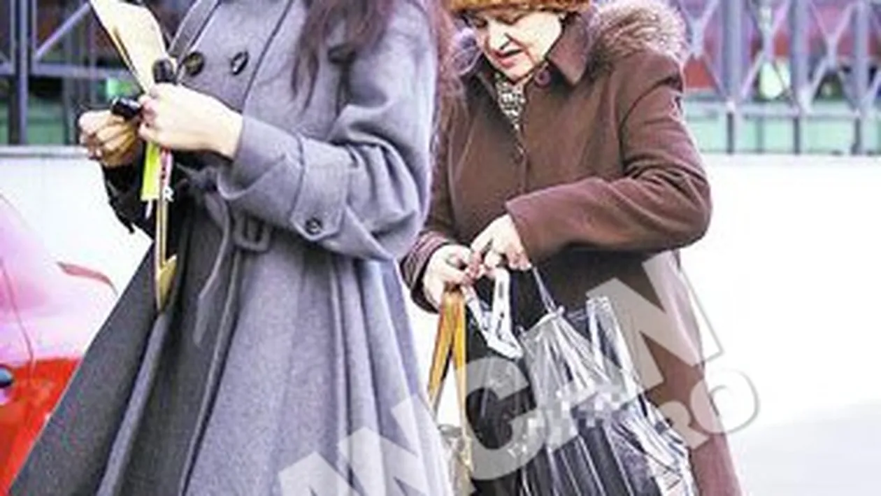 Bunica Veronica si matusica Ramona nu s-au interesat de luni intregi de soarta Irinei. Familia Monicai a abandonat-o