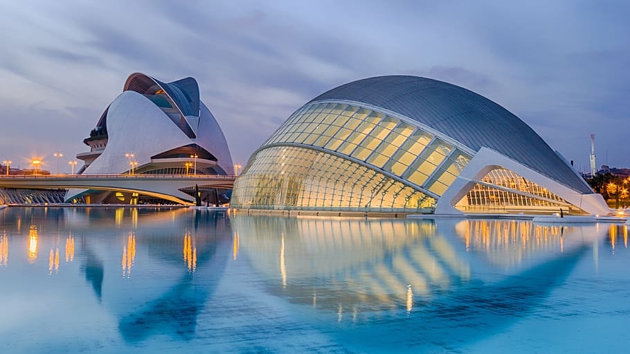 (P) City break în Valencia, o „escapadă” în cel mai subestimat oraș al Spaniei!