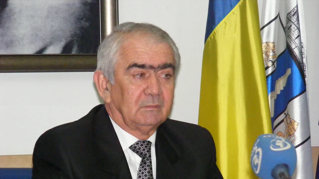 Primarul din Targu Jiu: „Cenusa lui Sergiu Nicolaescu ar fi mai in siguranta aici decat la Bellu!”