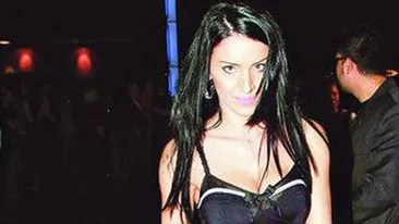 Adelina se inarmeaza!