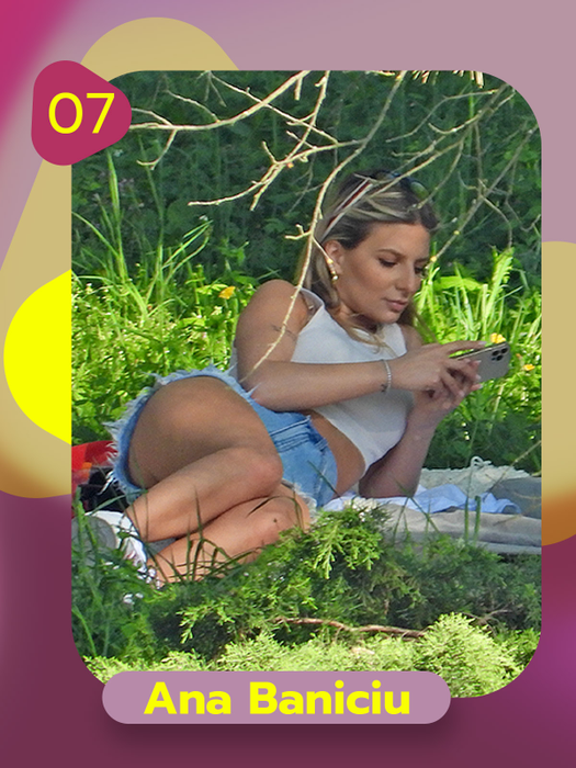 Ultimele imagini hot ale verii cu Antonia, Inna și Bianca Drăgușanu. Sună periculos, trage bluza mai…sus!