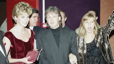 Relația discretă dintre Lady Diana și Valentino Garavani. A fost ținută departe de lumina reflectoarelor