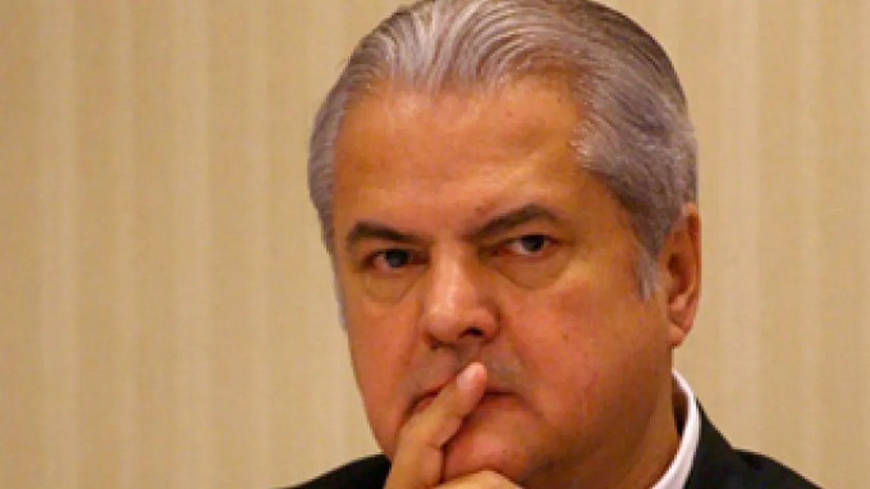 Adrian Nastase, primele declaratii dupa condamnare: Pedeapsa este ingrozitoare si injusta, o razbunare murdara!