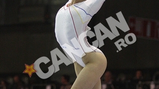 VIDEO Iubitul Catalinei Ponor, "papusel" pe podium! Gimnastul s-a lansat in lumea modei, la Fashion Week!