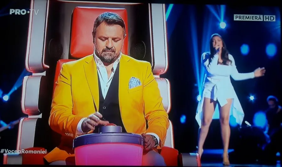 Horia Brenciu, înainte să se întoarcă și să o ia pe fiica lui Adrian Minune în echipa sa la “Vocea României” © Pro TV