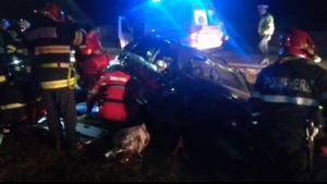 Grav accident de circulație în județul Argeș. Trei victime au fost transportate la spital