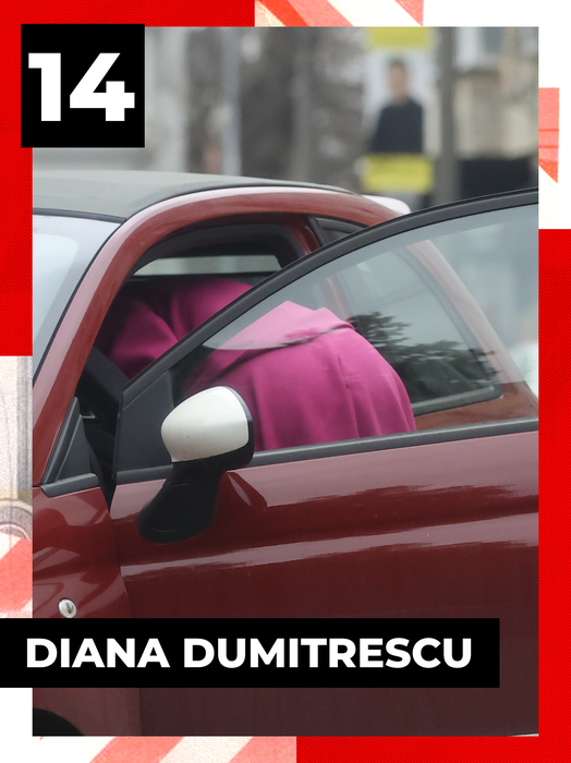 TOP sexy-vedete. Bianca Drăgușanu, Daniela Crudu sau Raluca Bambi s-au aplecat pe bancheta din spate și…: Mamăăă, ce priveliște!