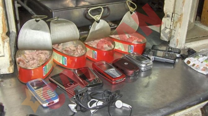 Conform statisticilor din 2009, trei telefoane mobile din patru ajung la detinutii din penitenciare