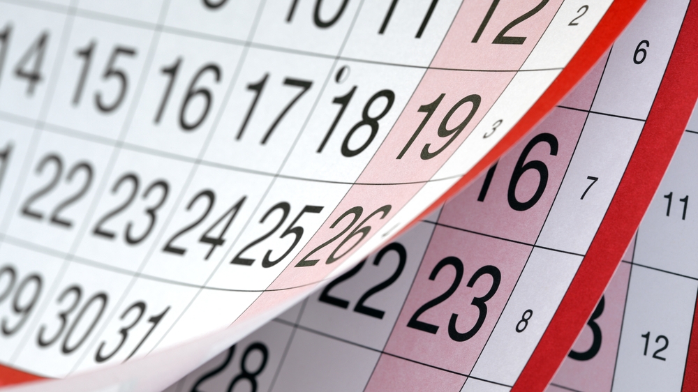 Zile libere 2027. Calendarul complet al sărbătorilor legale și minivacanțele de care vor avea parte românii