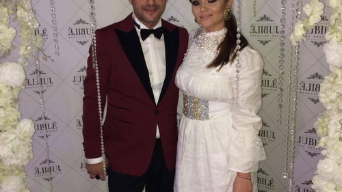 Petrecere mare în Pipera! Mădălin Ionescu şi Cristina Şişcanu sărbătoresc botezul micuţei Petra!