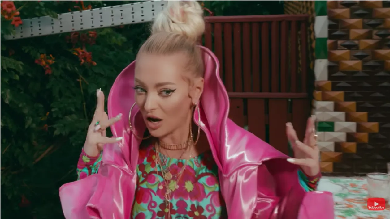 Delia, așa cum nu ai mai văzut-o niciodată: ”Numai normală nu ești!”