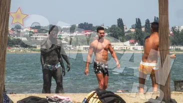 Cel mai tanar star are obiceiuri de pensionar! In loc sa bata cluburile, Dorian Popa isi trateaza salele cu namol