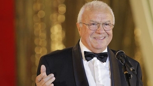 Alexandru Arşinel va primi titlul de cetăţean de onoare din partea Gabrielei Firea