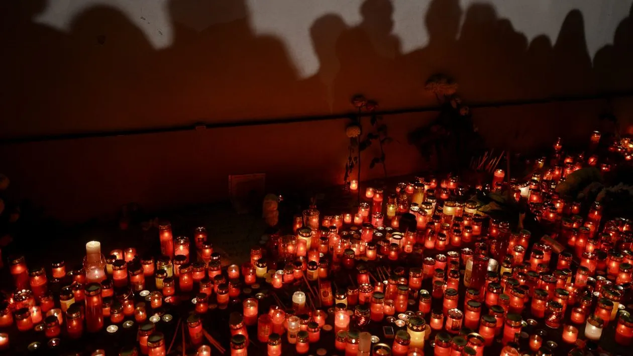 Un număr de 50 de martori sunt audiați, joi, în procesul Colectiv. Dramele răniților și ale rudelor victimelor sunt zguduitoare