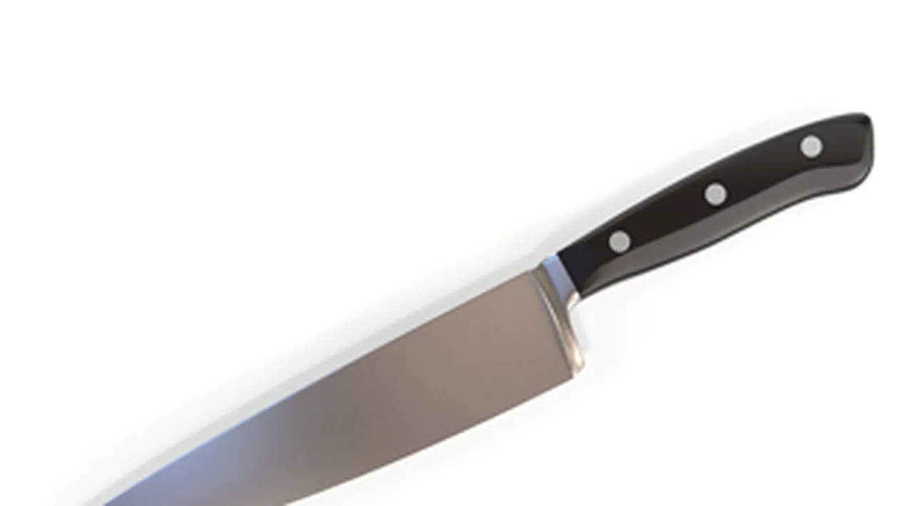 O femeie fara adapost a atacat cu cutitul cativa elevi de la Colegiul Emil Racovita