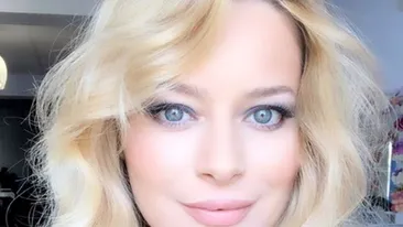 Imagini senzaționale de la botezul fetiţei Laurei Cosoi! Cum s-a îmbrăcat vedeta!