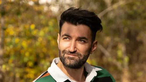 Ce avere are, de fapt, Smiley! E milionar în euro, dar este acționar la mai multe firme ce riscă să intre în insolvență