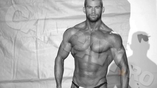 Am aflat secretul unui campion de fitness! A slăbit 15 kg şi s-a umplut de muşchi în doar 3 luni!