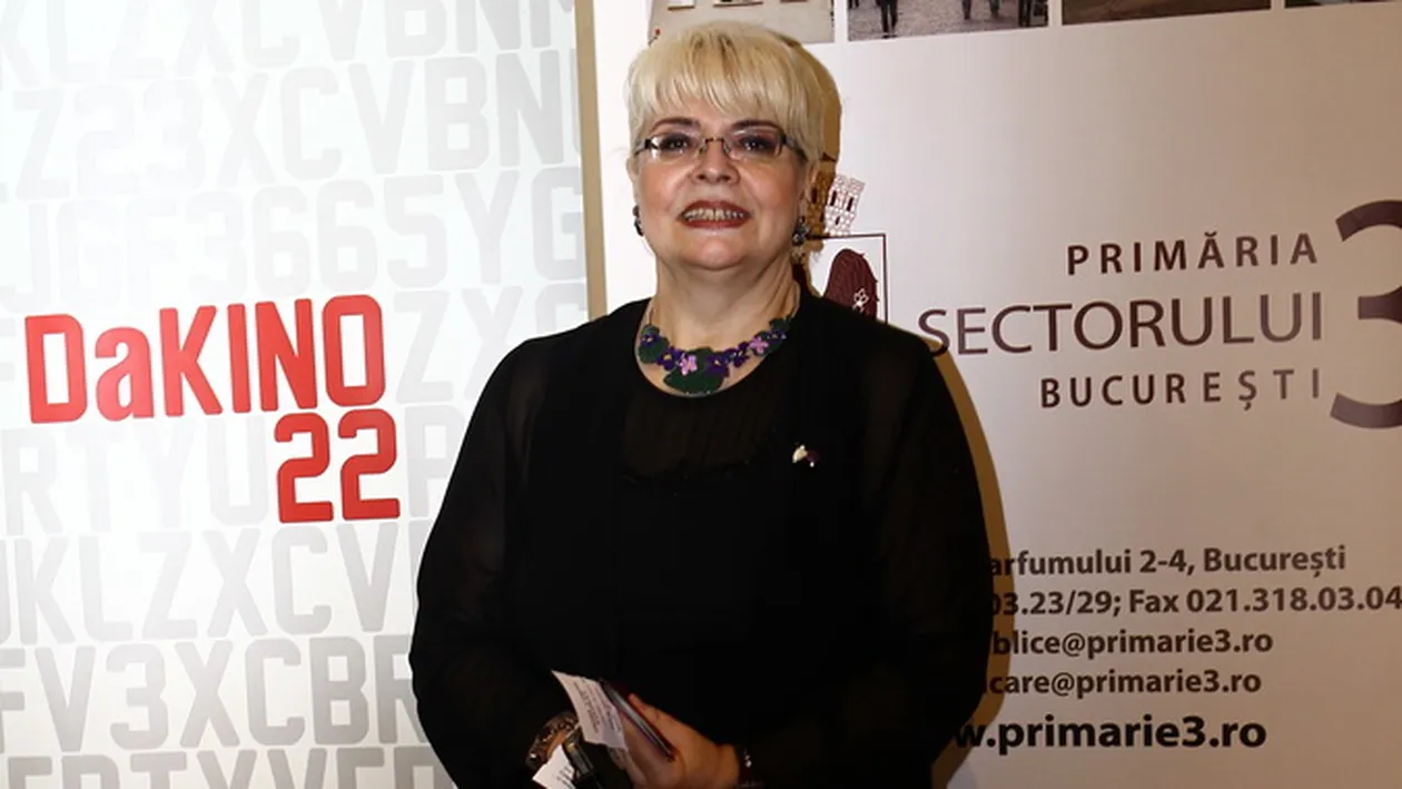 Nu e banc! Chuck Norris i-a trimis flori Irinei Margareta Nistor! Vezi cu ce ocazie!