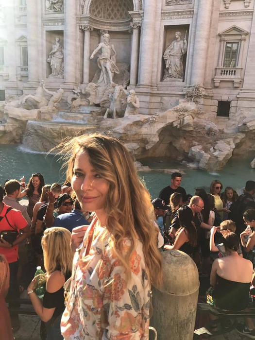Laura Cosoi face mărturisiri despre căsnicia ei! Cum decurge relaţia cu soţul ei: ”Am nevoie de răsfăţ şi Cosmin…”