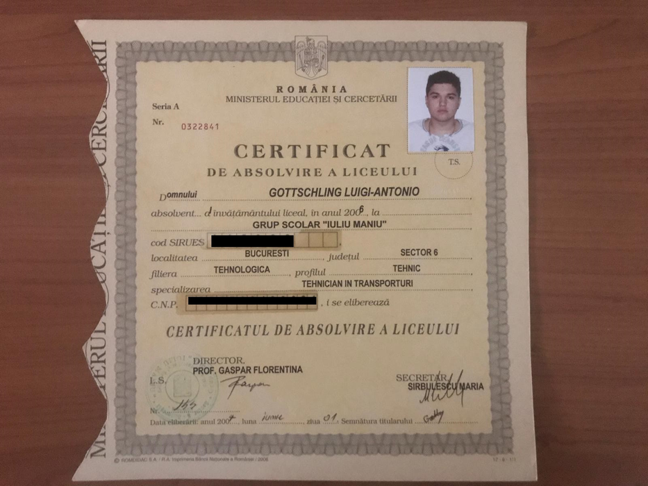 Dovada că Antonio a luat până la urmă examenul de bacalaureat