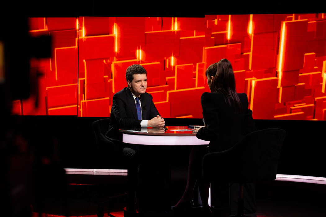 Nicușor Dan, invitat în emisiunea lui Denise Rifai