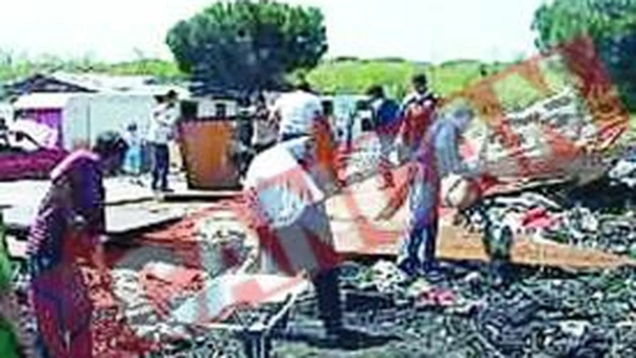 Un copil ars de viu si patru raniti grav in Italia