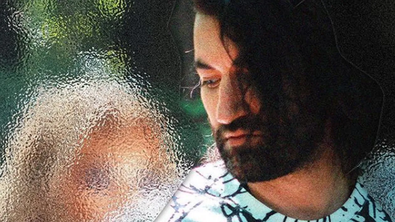 Smiley lansează provocarea: ”Fata din tablou va deveni realitate!” Pe cine a pictat artistul: Delia, Laura Cosoi sau Andreea Bălan?