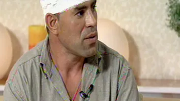 Razi de lesini! Cele mai tari glume cu taximetristul violat: Ce a intrebat-o inainte sa fie violat: 'Dam drumul la ceas sau...?' - Da-le pe Facebook