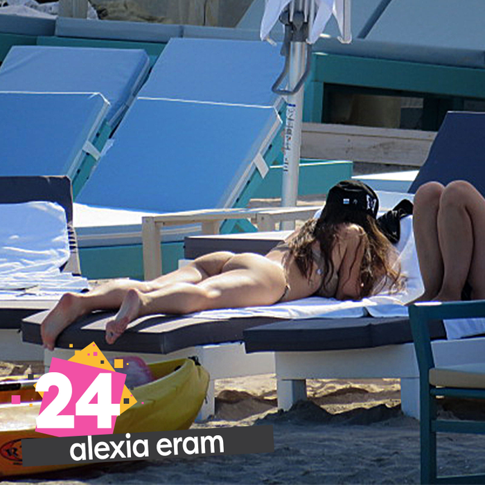 Top 30 sexy-vedete la plajă în poziții dedicate exclusiv adulților. Cum se “descurcă” în clasament Bianca Drăgușanu, Emily Burghelea sau Florentina Raiciu