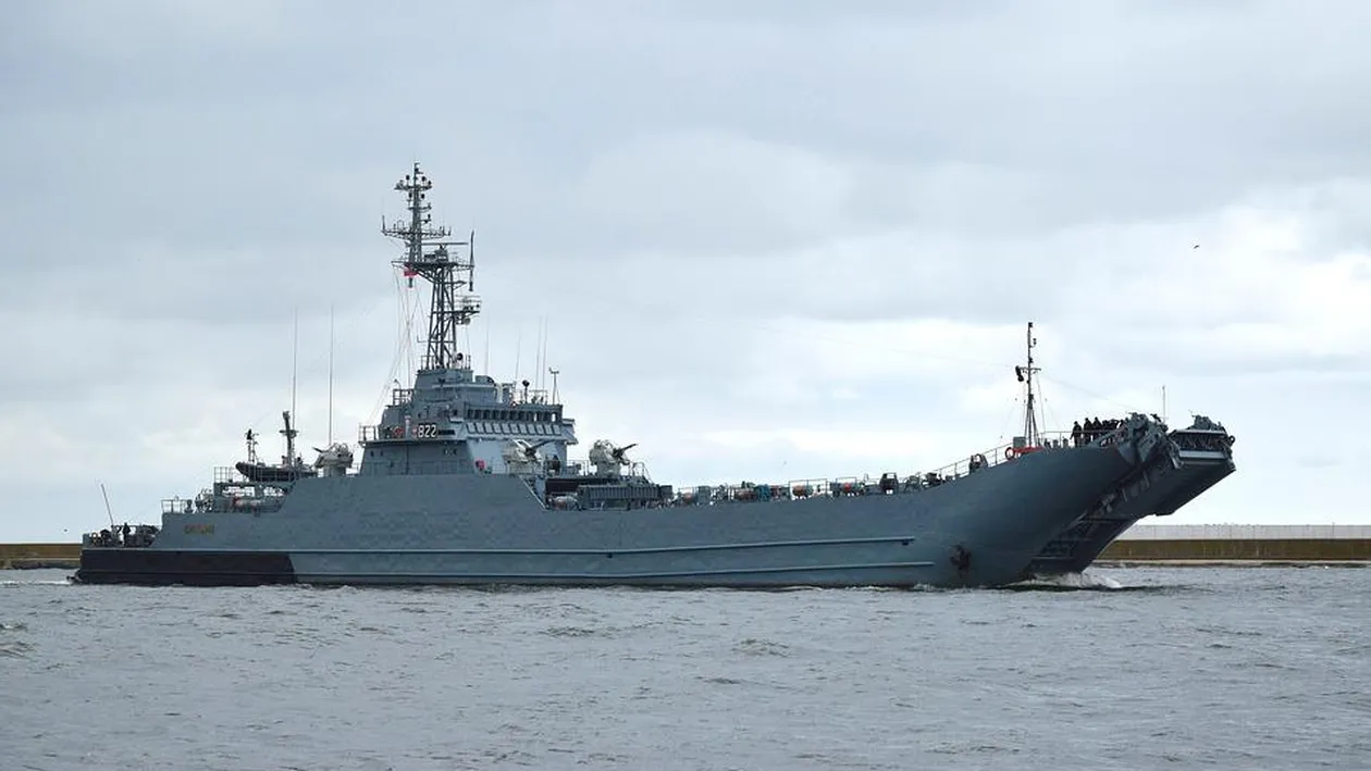 Alertă la granița cu România! Putin a trimis navele de război în Marea Neagră