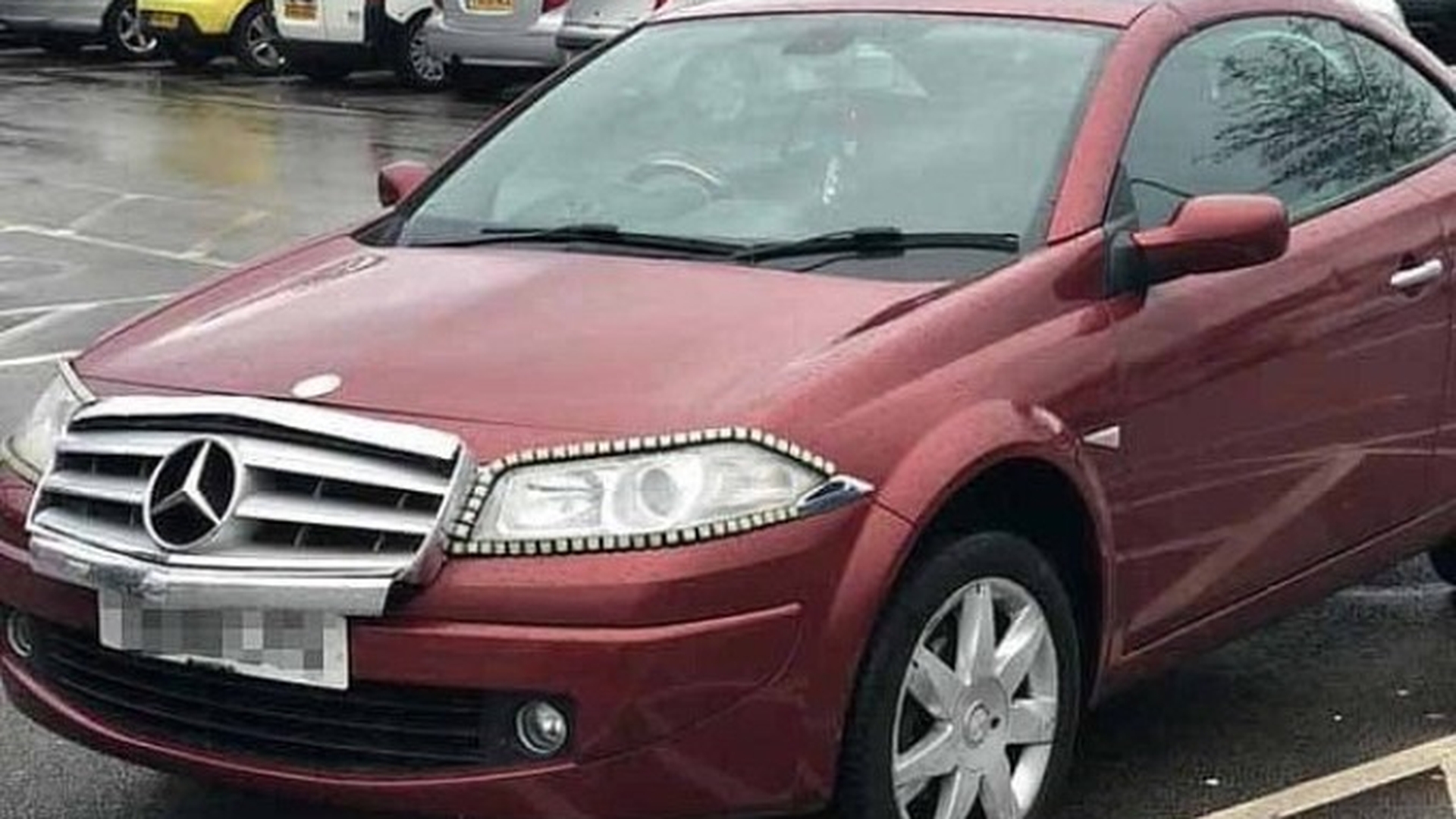 Un șofer și-a ”deghizat” mașina de 1000 de lire într-un Mercedes