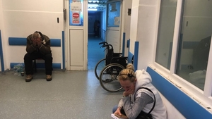 Dramă fără margini pentru doi părinți din Olt. Fetița lor a intrat în moarte cerebrală, după ce ar fi luat gripă de la spital